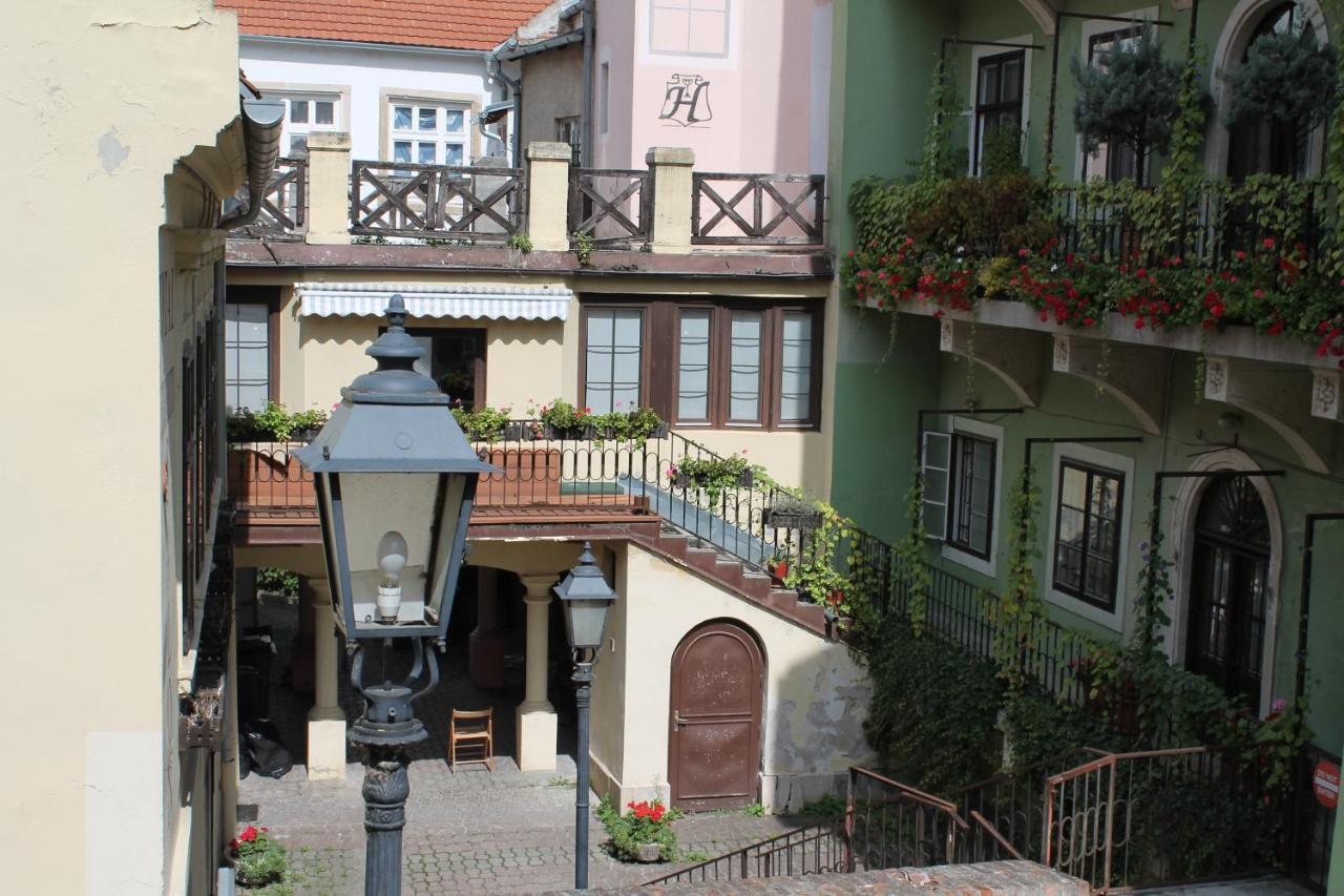 Zwinger Apartman Sopron Kültér fotó